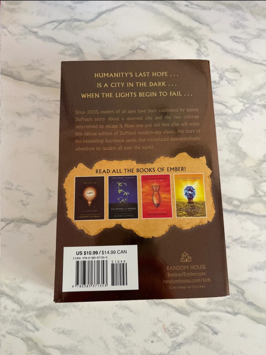 The City of Ember Deluxe Edition by Jeanne DuPrau image indicator(2)