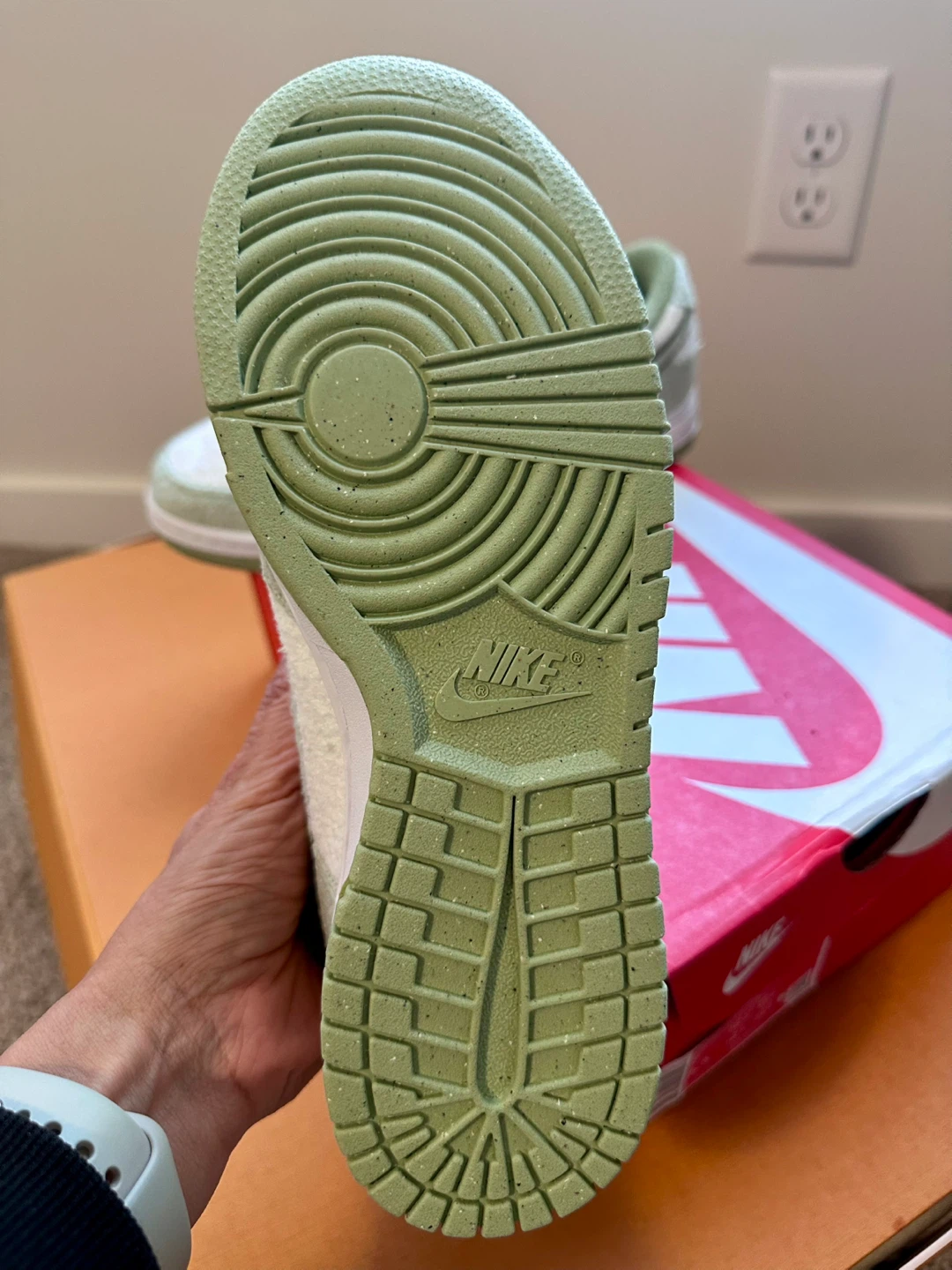 Nike Dunk Low SE CC Honeydew Phantom - Women's 7 - photo 3
