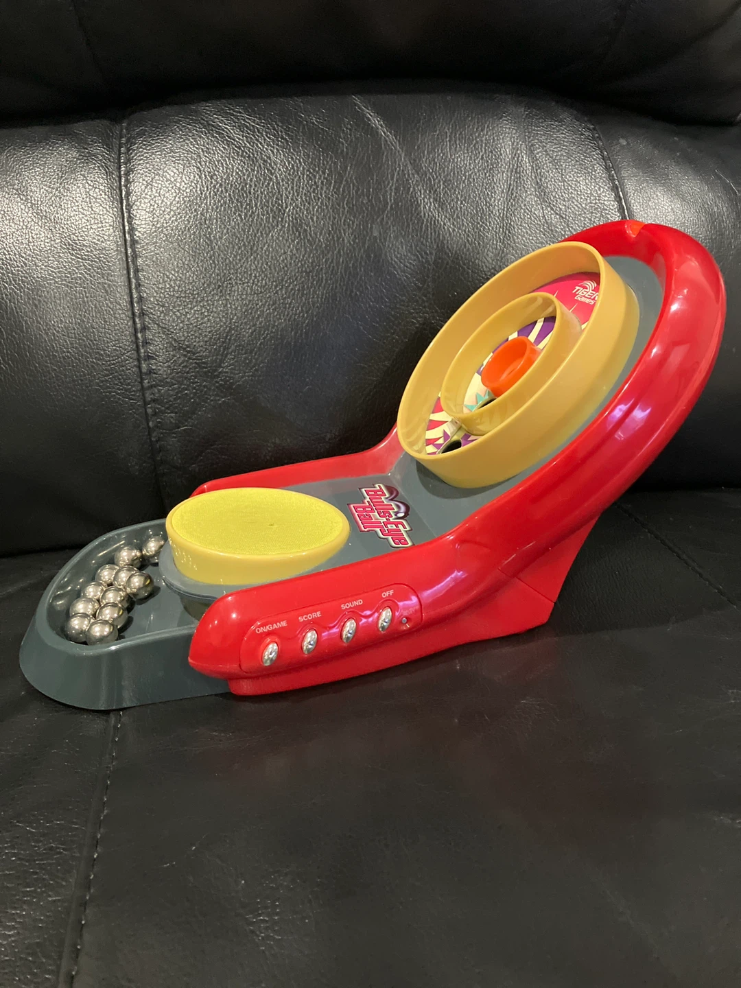 Tiger Electronics Bullseye Ball Game - photo 2
