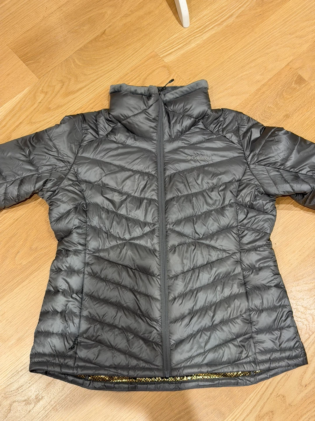 Columbia Puffer Jacket - Grey