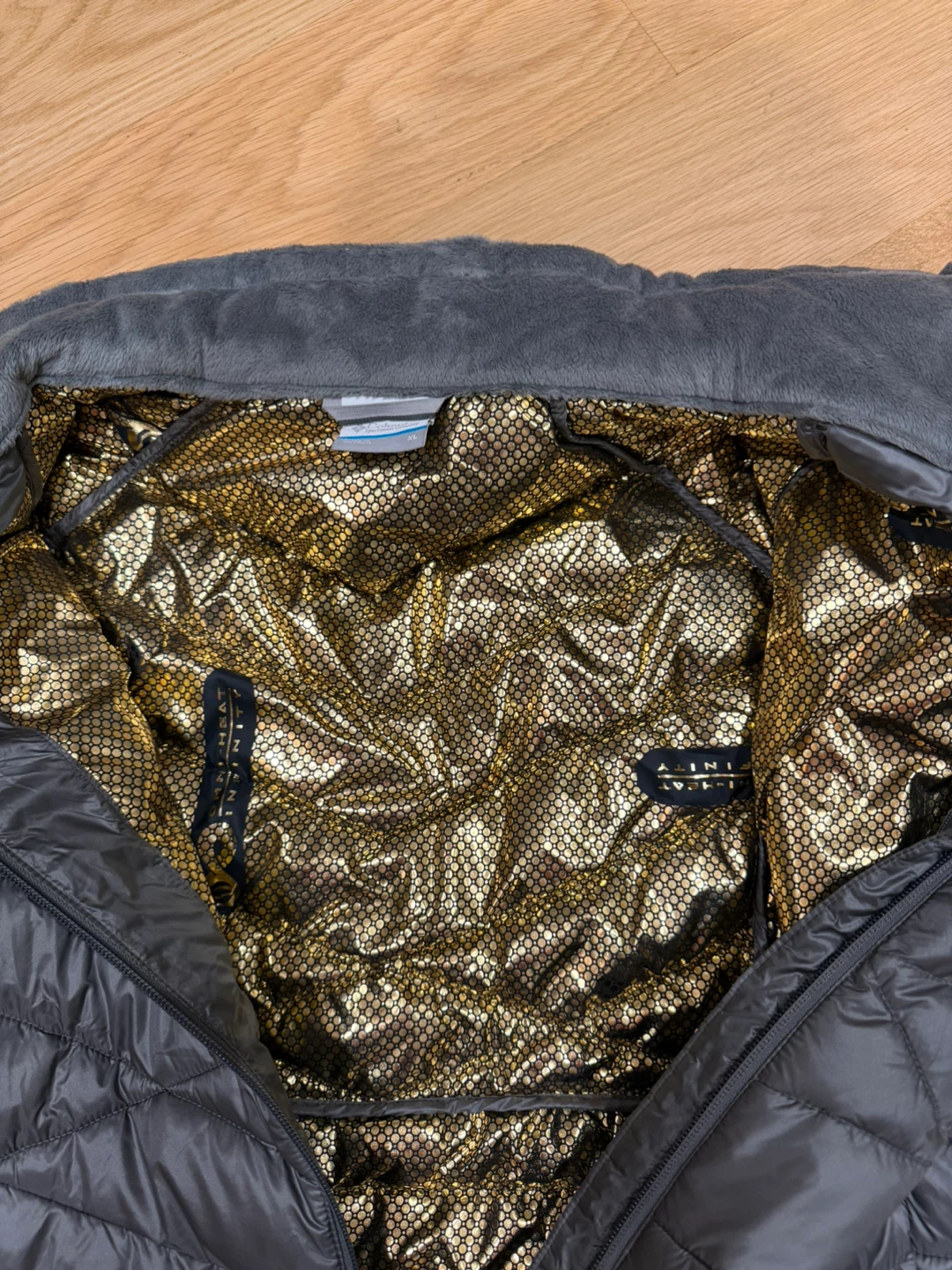 Columbia Puffer Jacket - Grey - photo 4