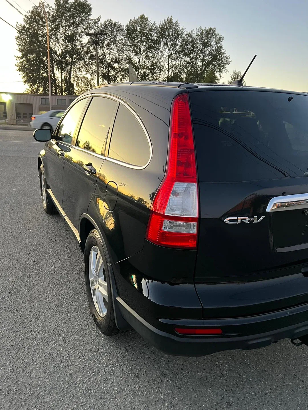 2011 Honda CR-V AWD – 237,500KM image indicator(3)