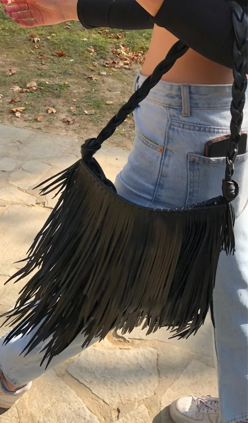 Black leather Fringe Shoulder Bag image indicator(5)