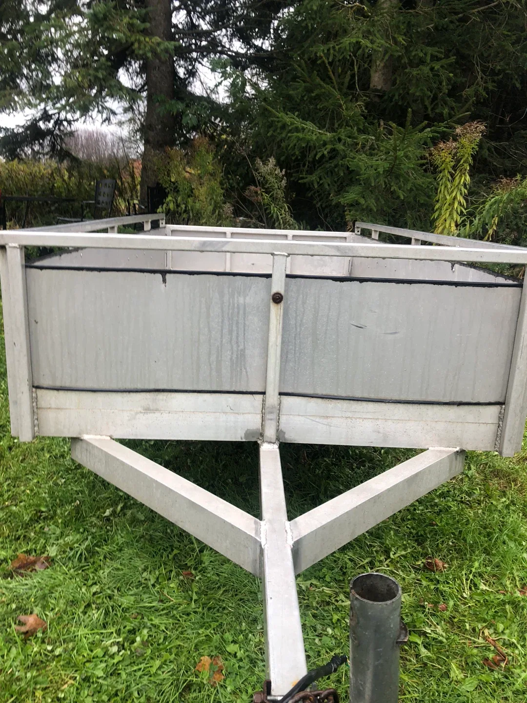 Aluminum utility trailer 8’x4’ With Anti-Theft trackers included image indicator(2)