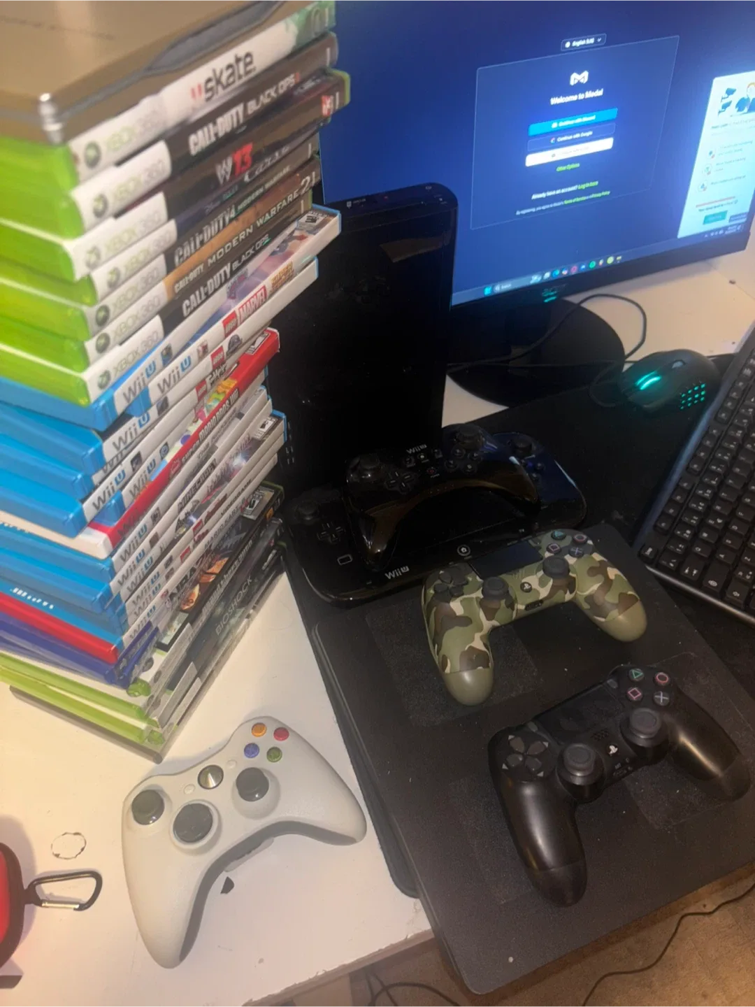 PS4 1TB, WII U and Xbox 360 games for sale image indicator(3)