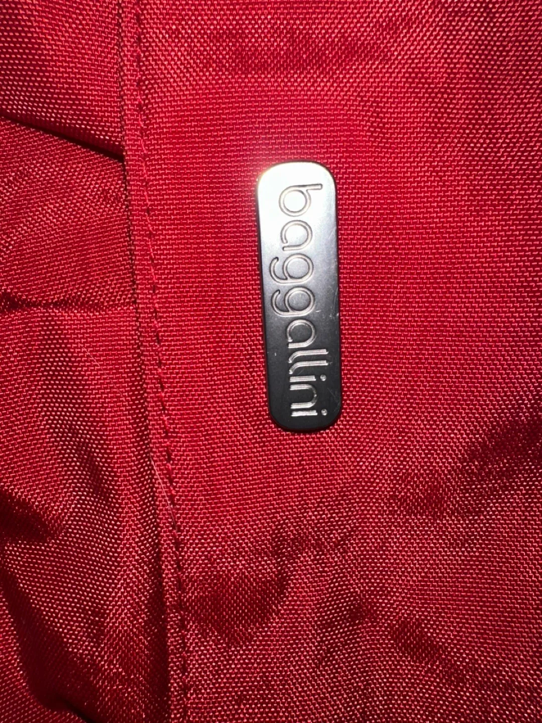 Baggallini Red Crossbody Bag image indicator(2)