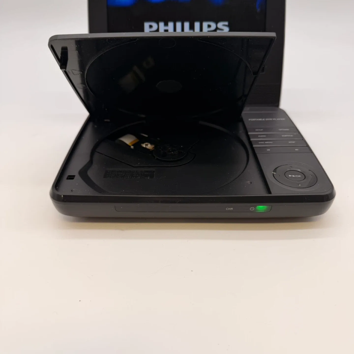 Philips PET741M/37 Portable DVD Player 7” image indicator(3)