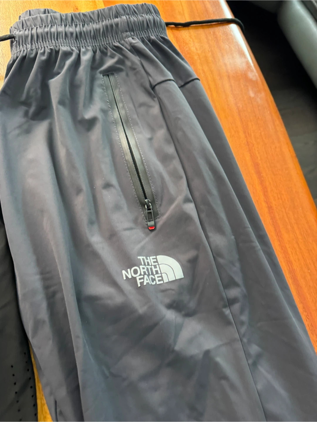 North Face Youth trackpants - photo 3