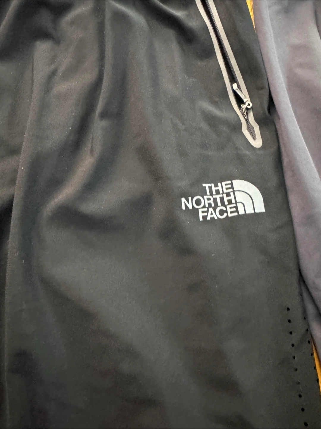 North Face Youth trackpants - photo 2
