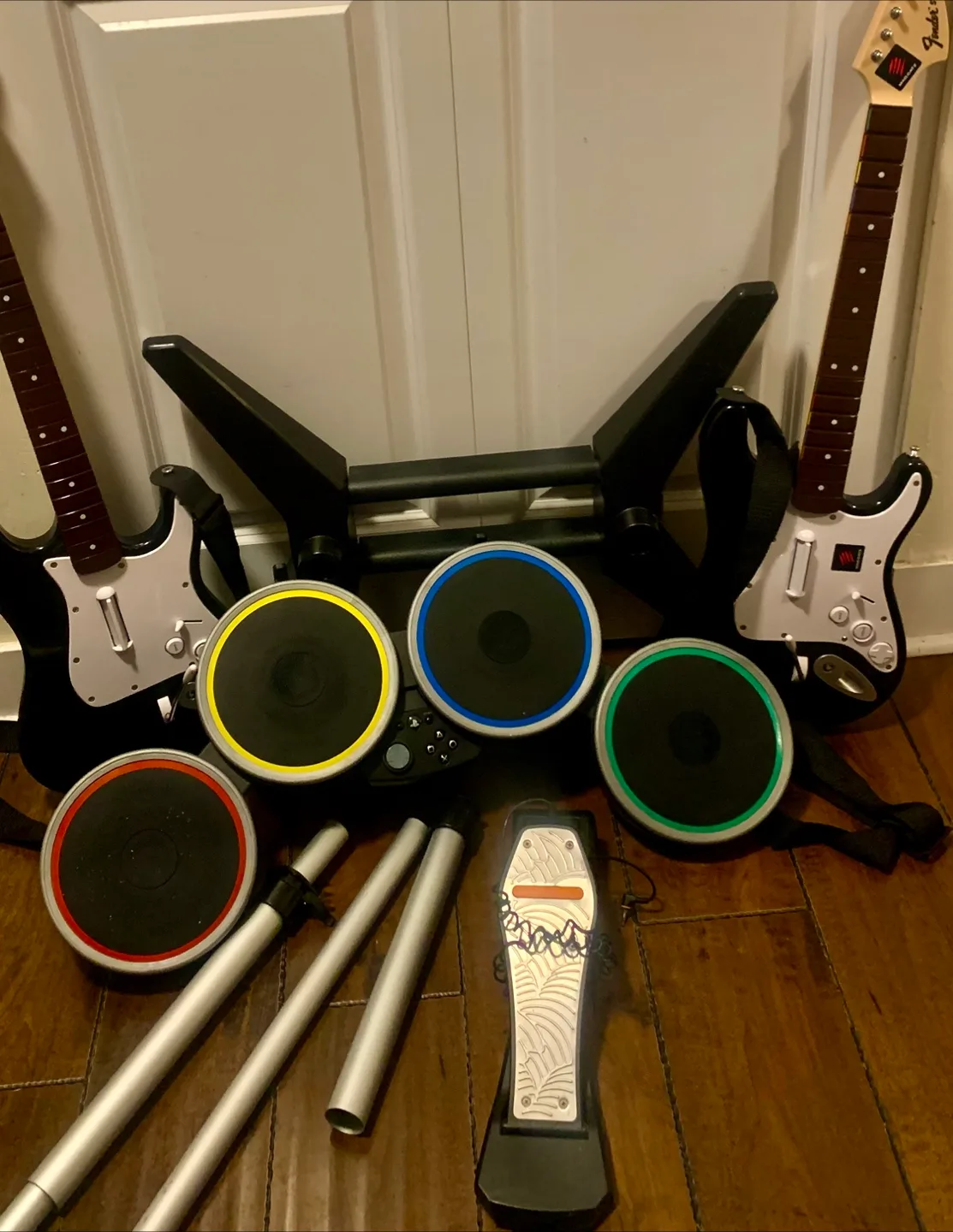 Rock Band 4 PS4 PS5 Playstation Drums And Guitars Wireless