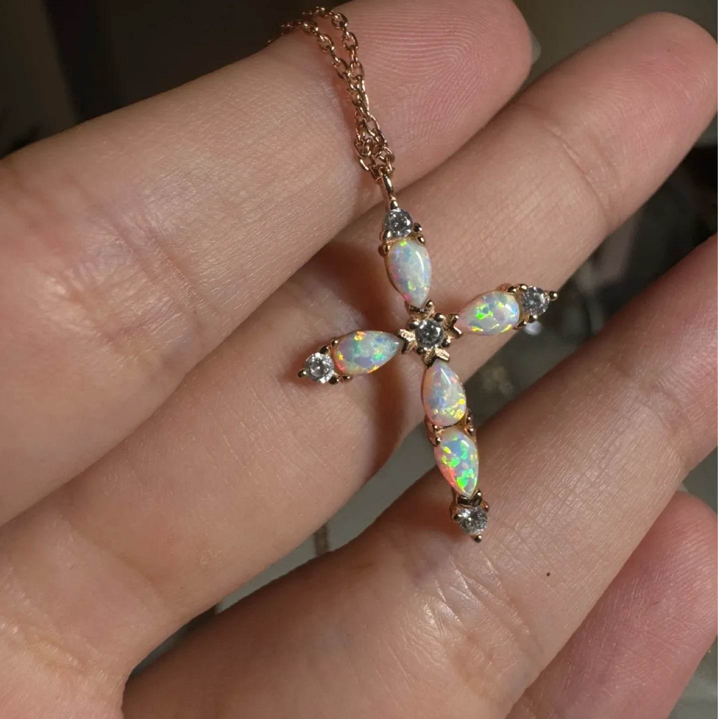 Rose Gold Cross Pendant Necklace image indicator(2)