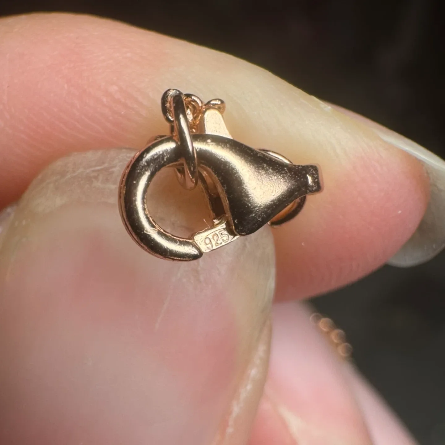 Rose Gold Cross Pendant Necklace image indicator(3)