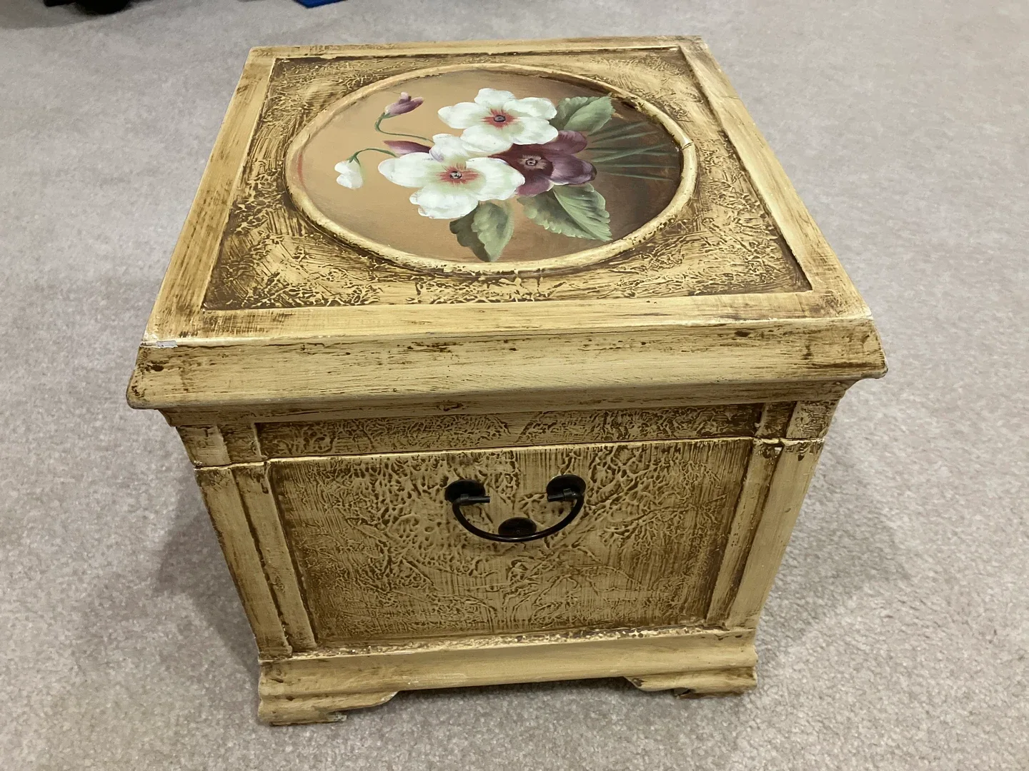 Vintage Floral Painted Storage Box image indicator(2)