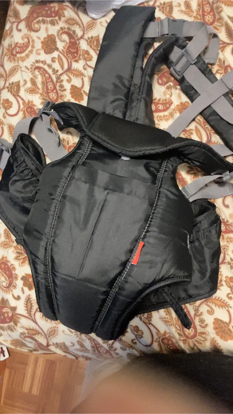 NUBY Baby Carrier - Black image indicator(2)