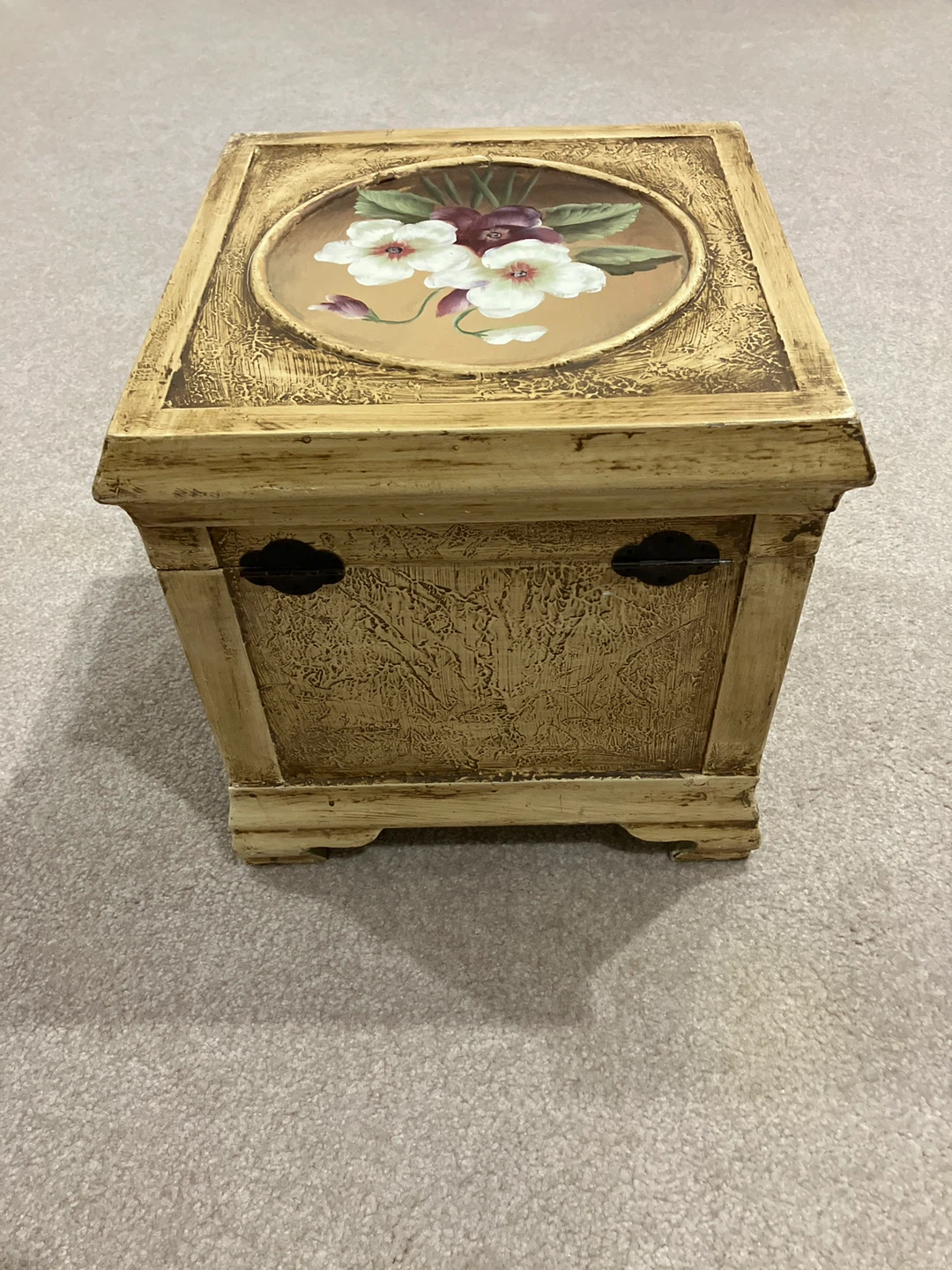 Vintage Floral Painted Storage Box - photo 4
