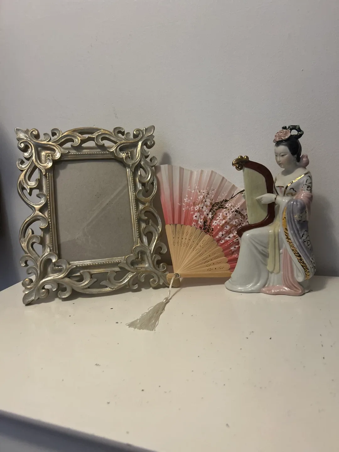 Vintage Asian Figurine & Hand Fan image indicator(5)