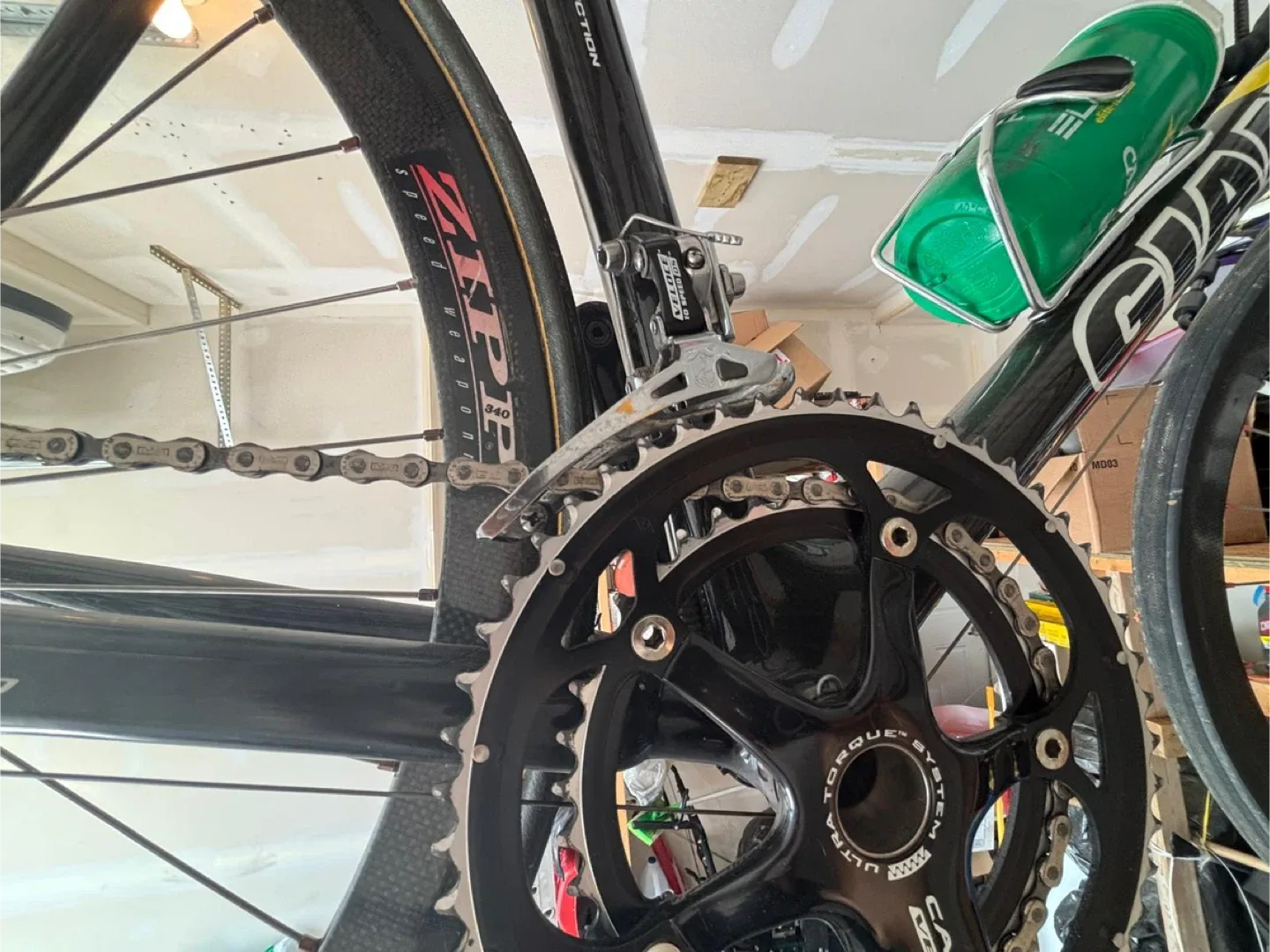 Giant TCR Aero Composite Road Bike image indicator(7)