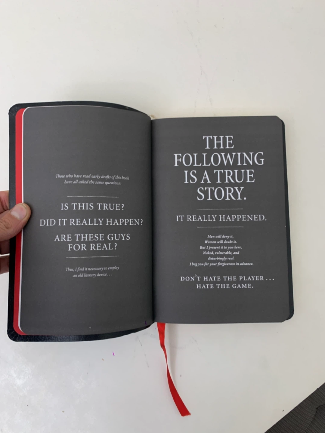 The Game by Neil Strauss - non fiction book / books - photo 3