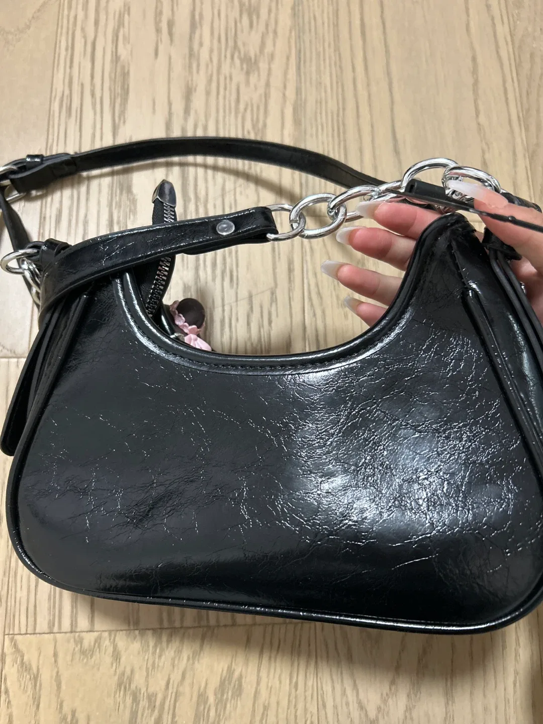 Barbie Girl Black Shoulder Bag image indicator(3)