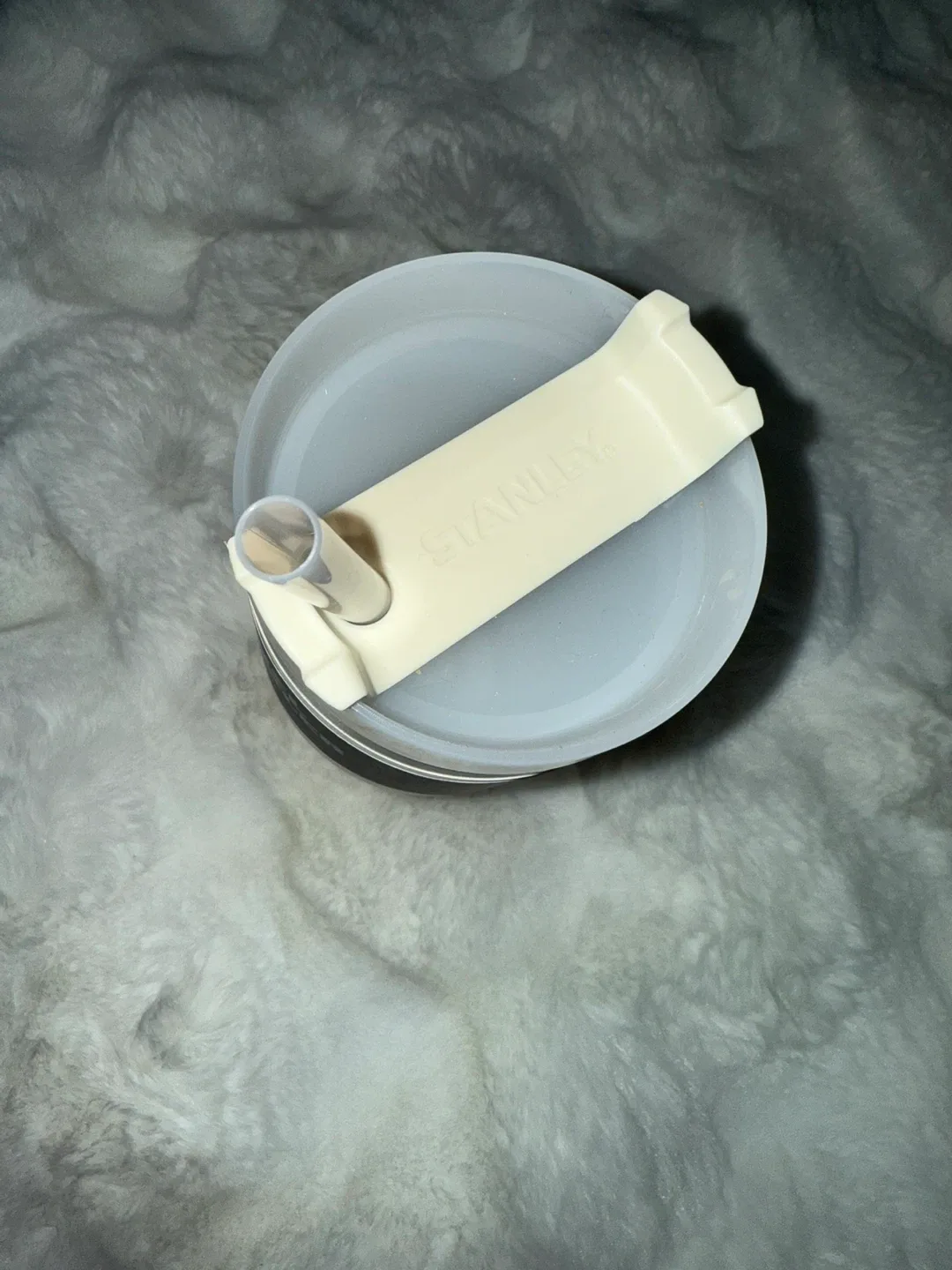 Stanley Adventure The Quencher Travel Tumbler 20oz image indicator(2)