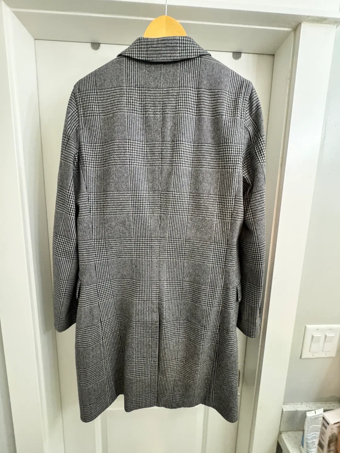 Club Monaco Plaid Coat - Size S/P image indicator(9)