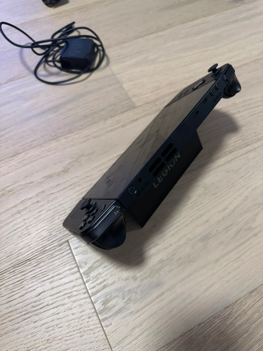 Lenovo Legion Go - photo 4