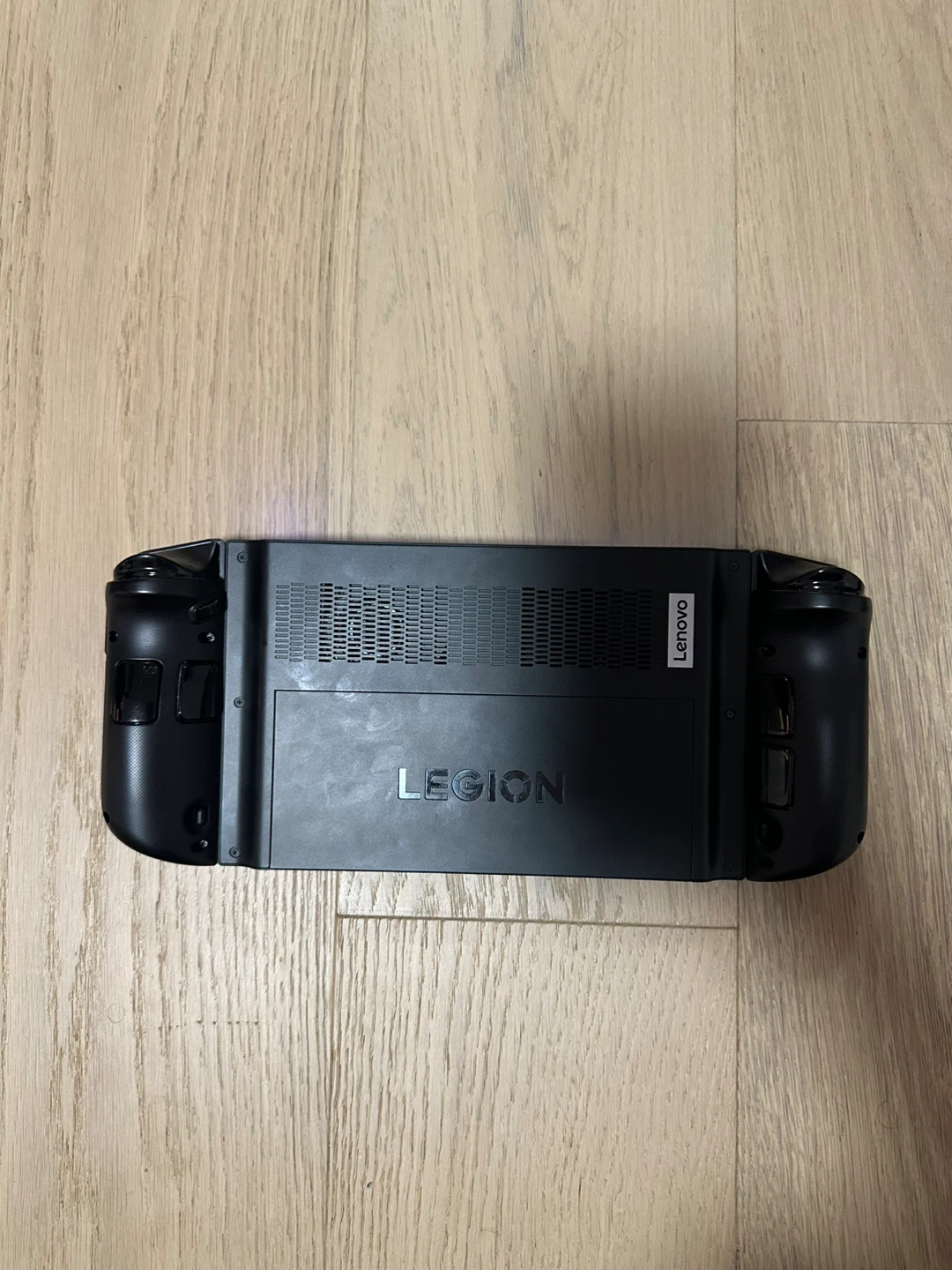 Lenovo Legion Go - photo 2