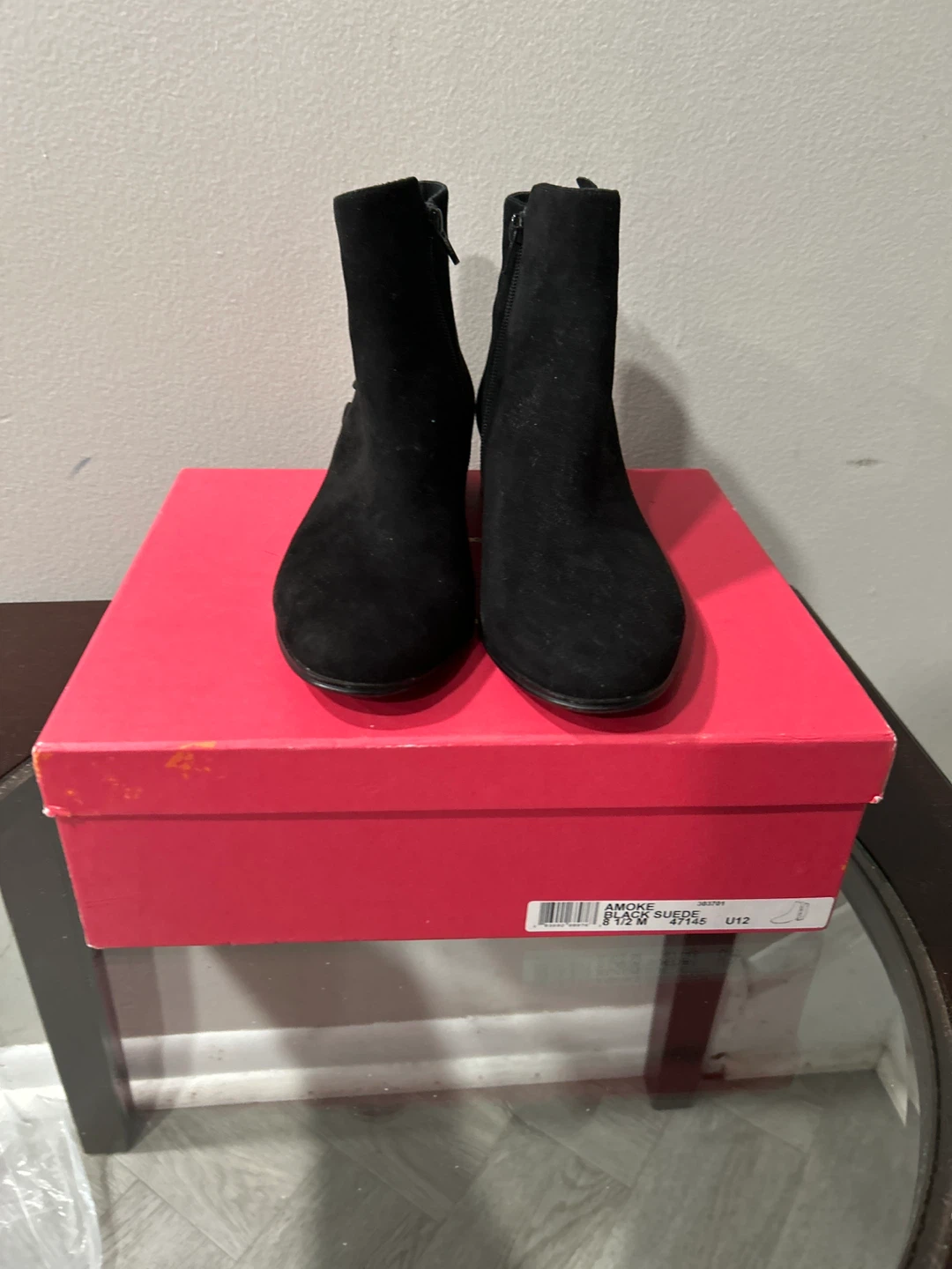 Brand New Vaneli Amoke black suede boots