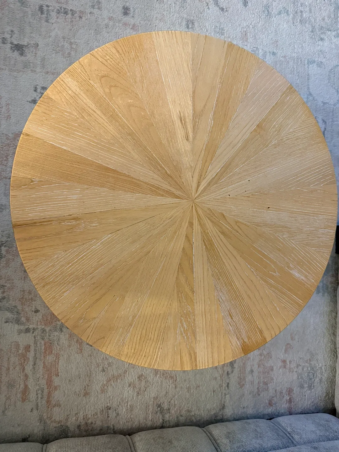 Round Wood Coffee Table image indicator(2)