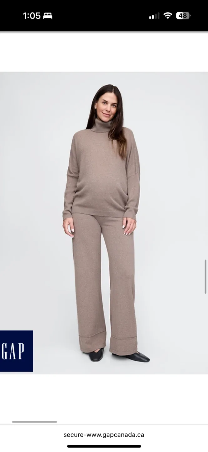 GAP Maternity CashSoft Turtleneck Sweater only image indicator(2)