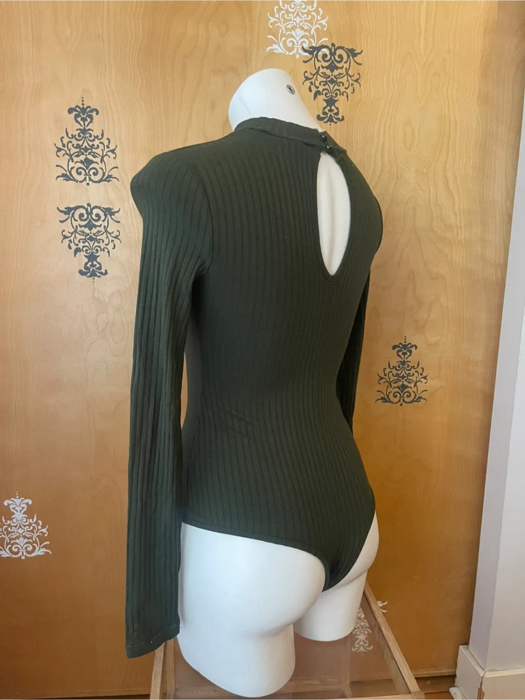 NWT Y2K 2000s Dark Green Cut Out Bodysuit image indicator(6)