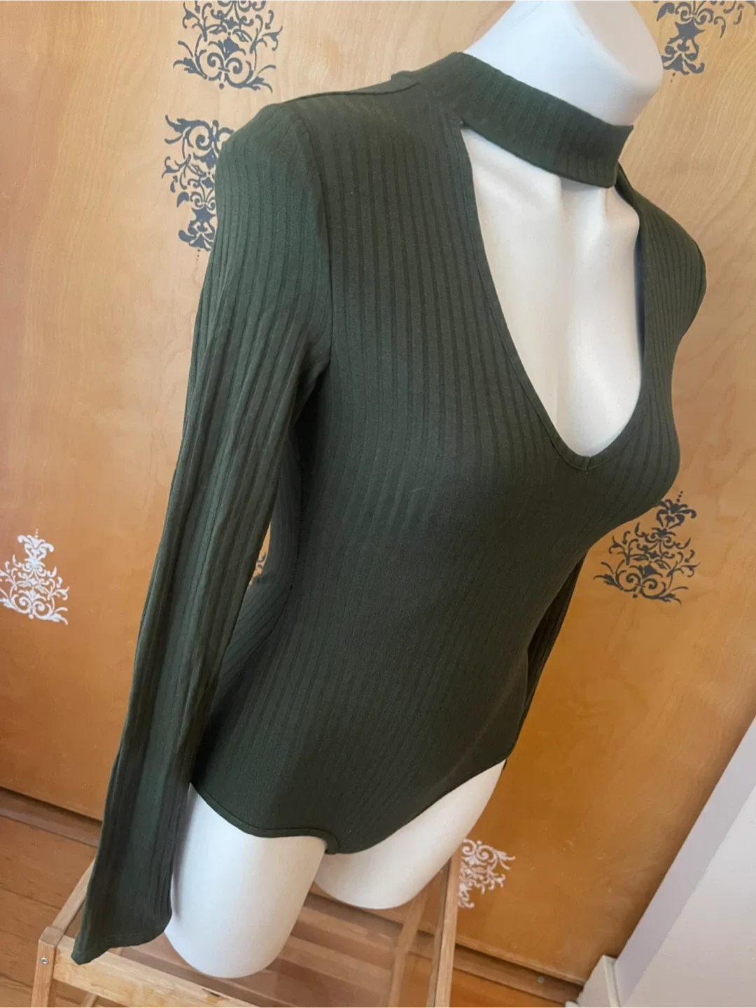 NWT Y2K 2000s Dark Green Cut Out Bodysuit image indicator(5)