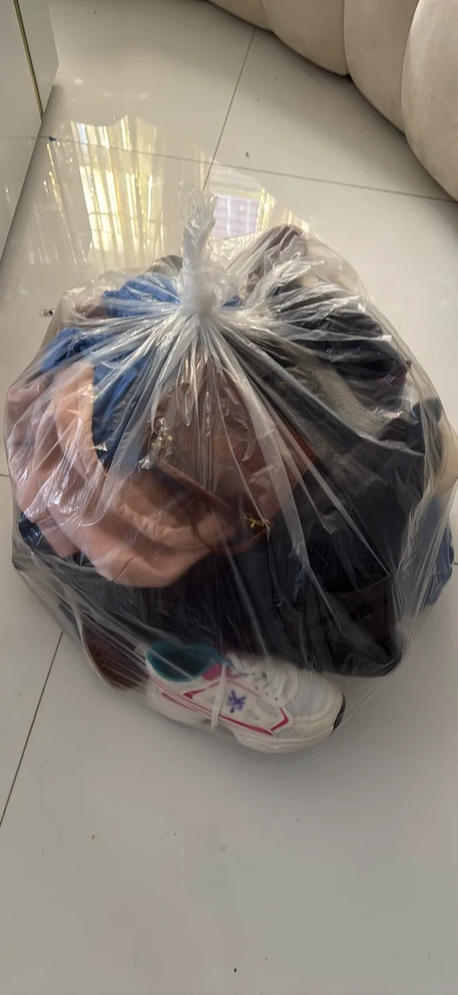 Bag of Mixed Clothing image indicator(4)