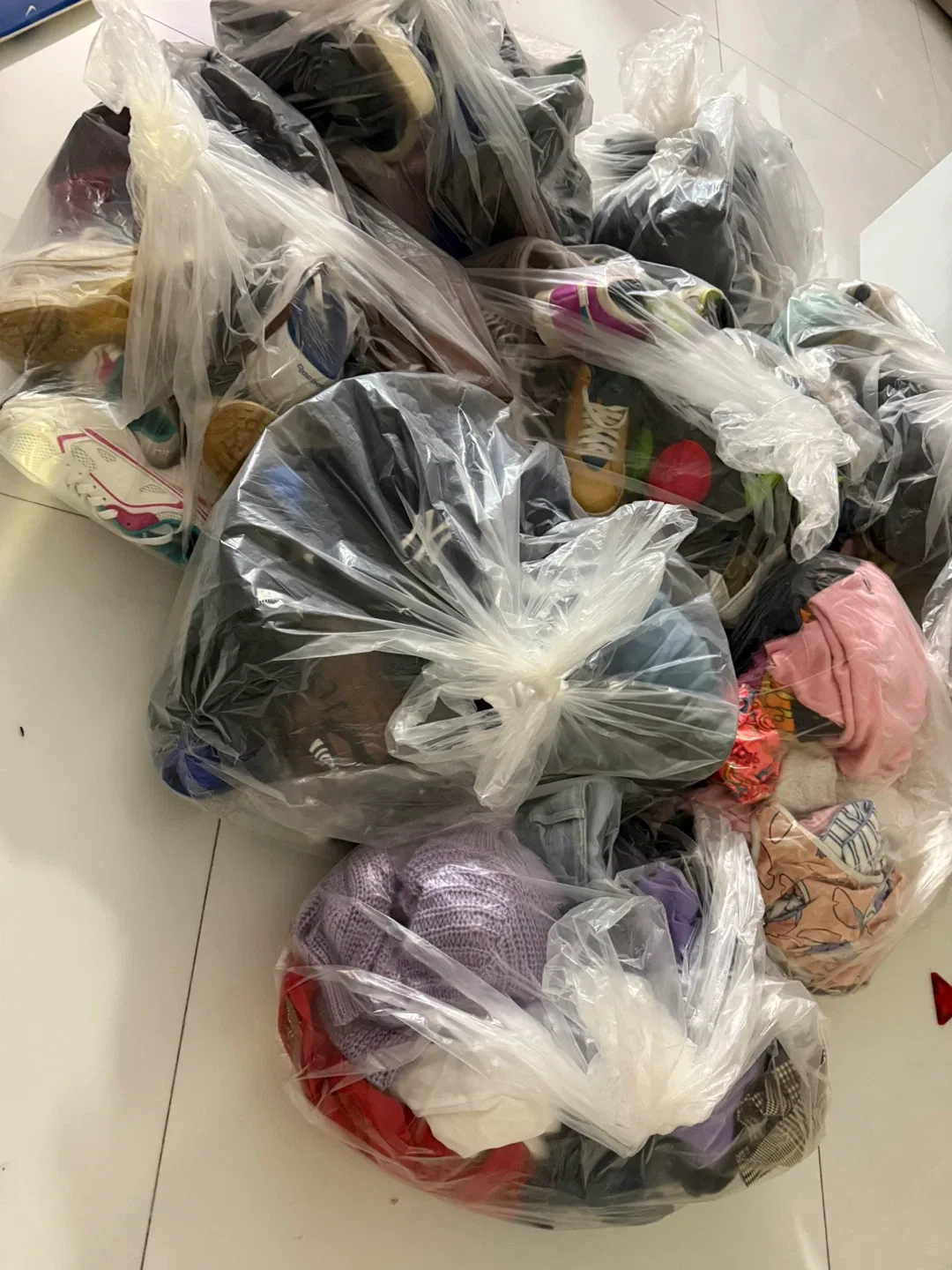 Bag of Mixed Clothing image indicator(6)