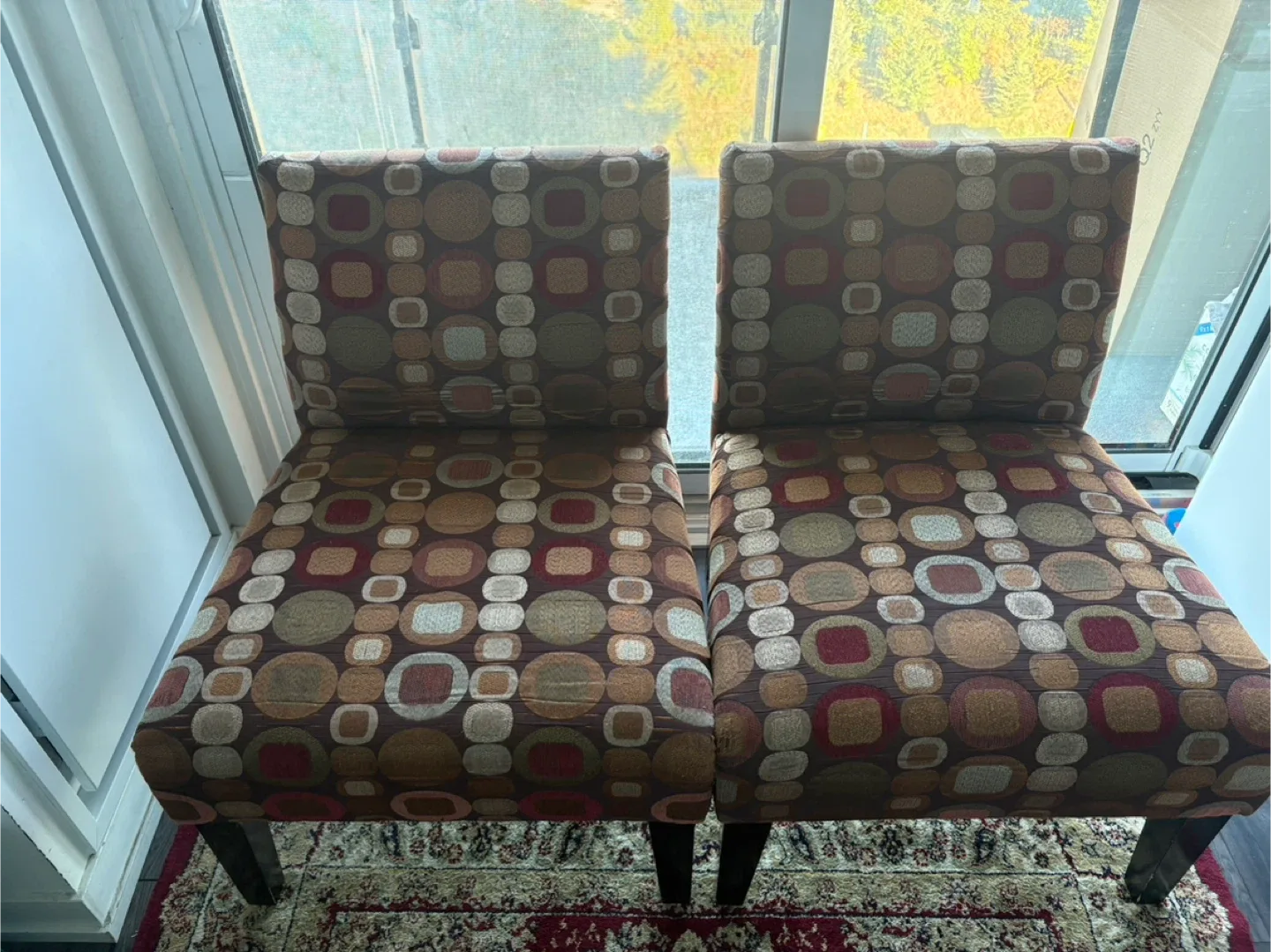 Set of 2 Belle accent chairs with a geometric pattern image indicator(4)