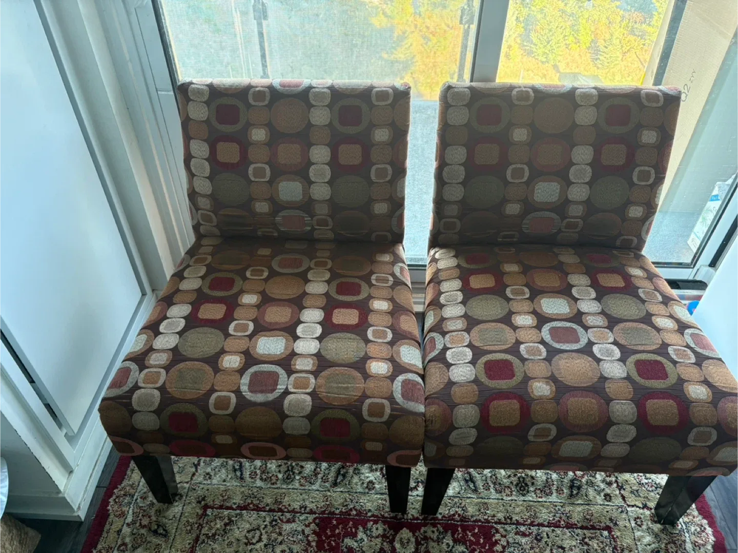 Set of 2 Belle accent chairs with a geometric pattern image indicator(3)