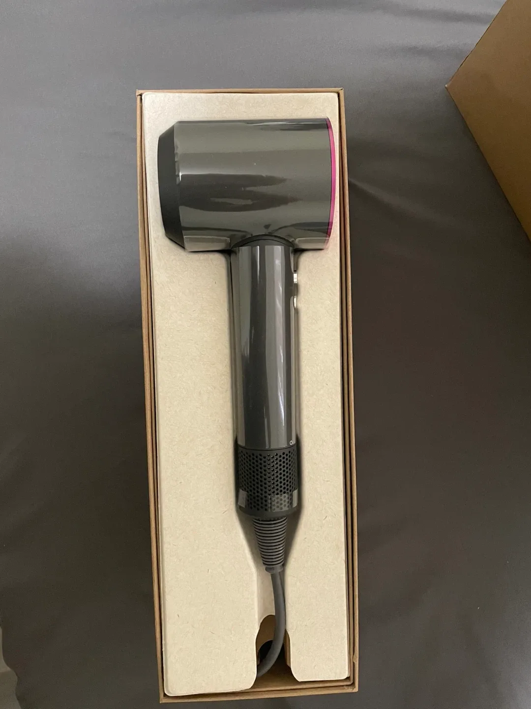 Dyson Supersonic Hair Dryer image indicator(2)