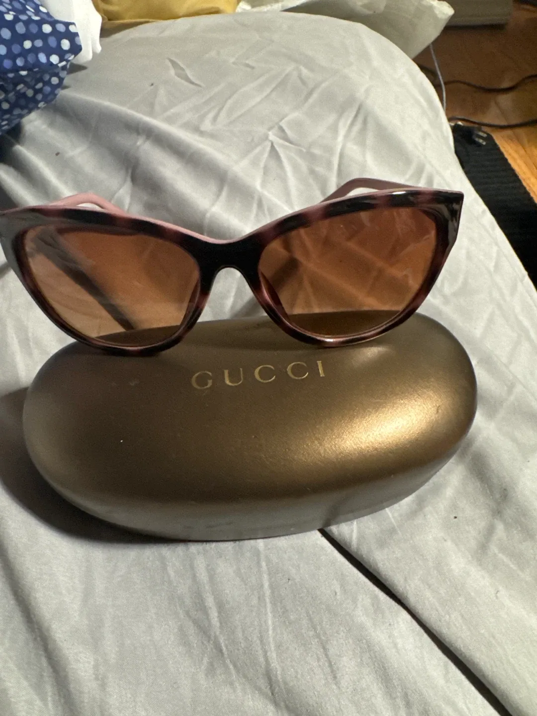 Gucci Tortoise Sunglasses M371