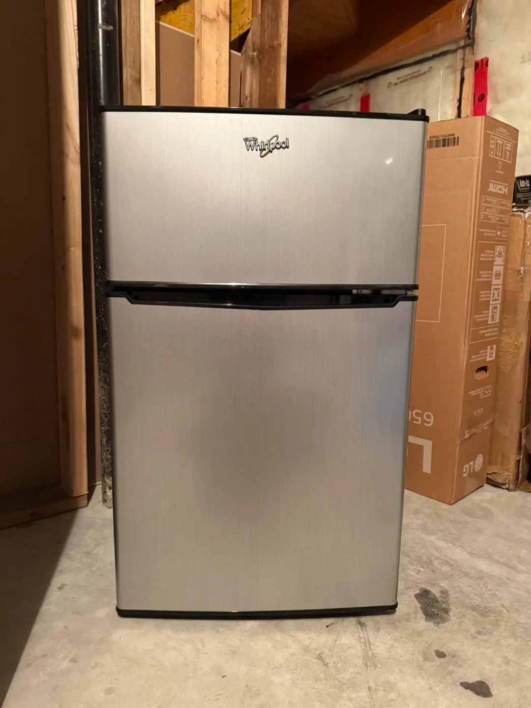 Whirlpool Compact Refrigerator - Silver