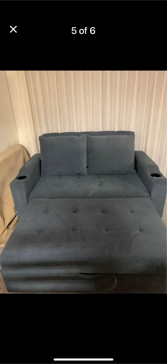 Grey Loveseat Pull-Out Bed with Cupholders image indicator(3)