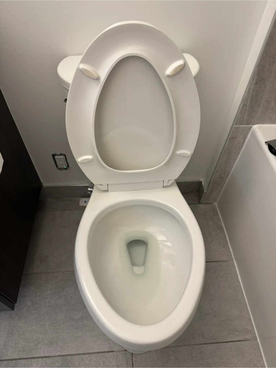 Perfectly fine used Kohler toilet image indicator(2)