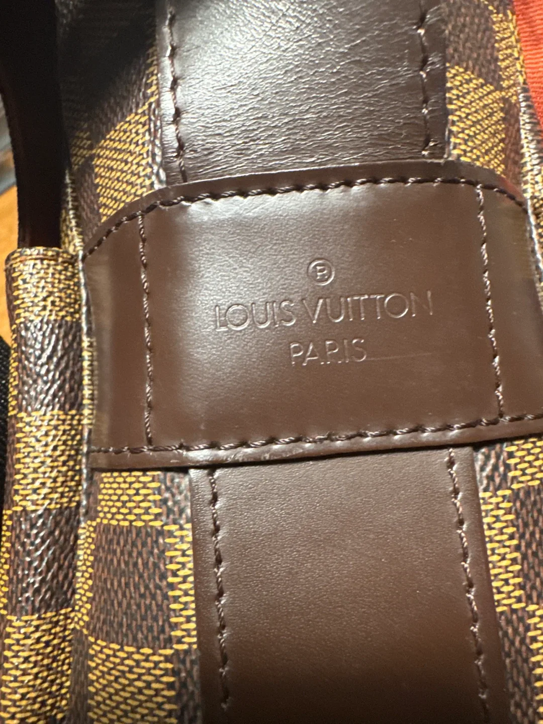 Louis Vuitton Damier Ebene Messenger Bag image indicator(2)