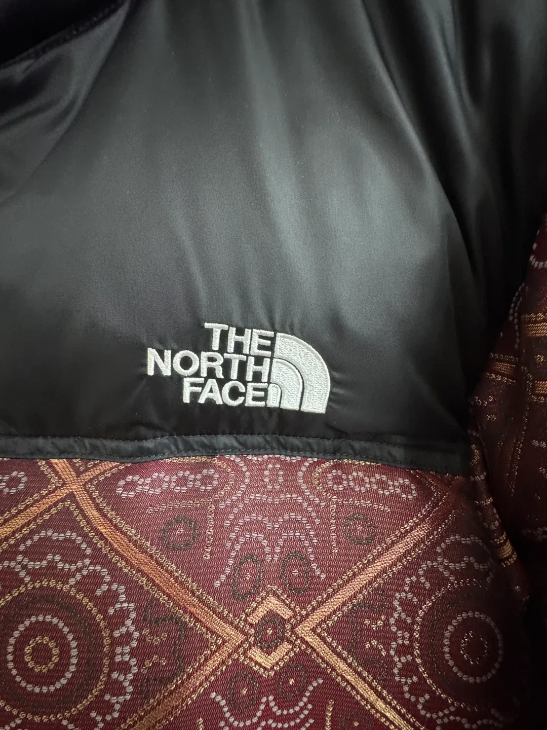The North Face Nuptse 700 fill limited edition Jacket image indicator(3)