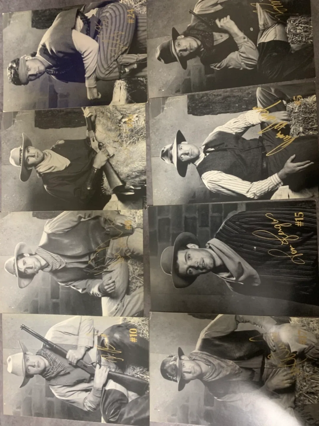 Vancouver Canucks Road Trip Cards image indicator(2)