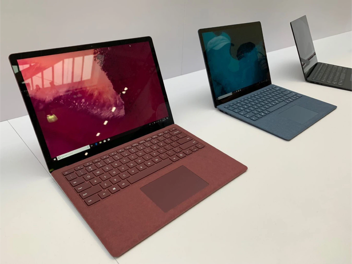 Surface Laptop 2 Touch screen 4k Core i7 - photo 2