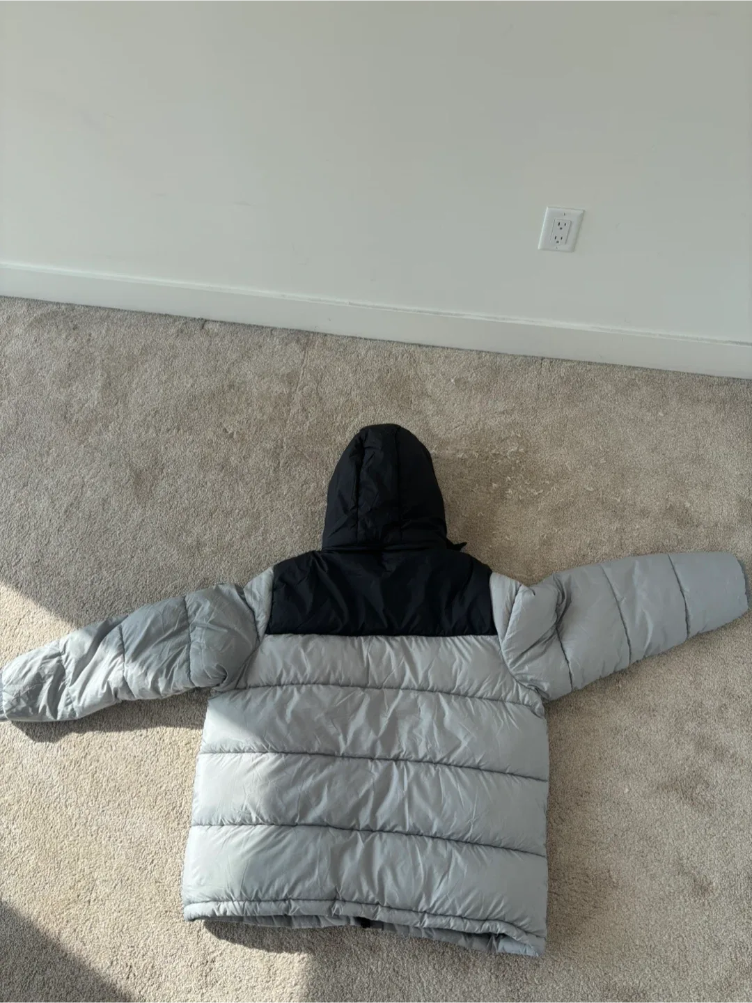 Reebok Puffer Jacket - Black & Grey image indicator(2)