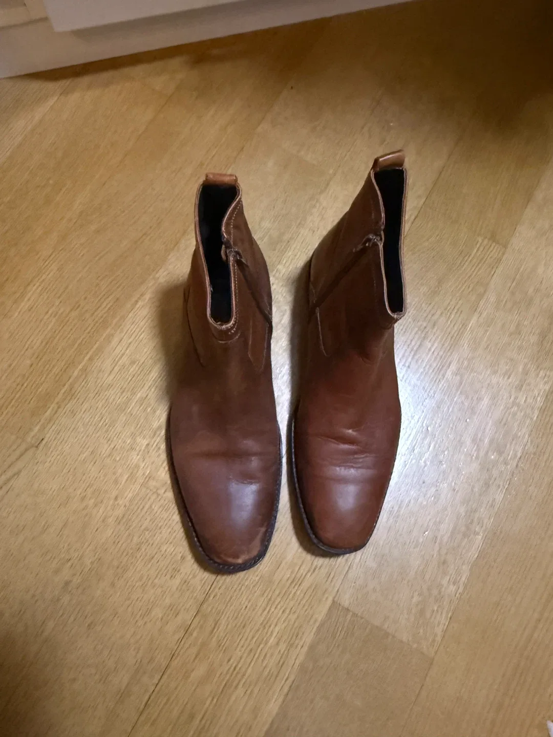 Johnston & Murphy Brown Leather Boots image indicator(2)
