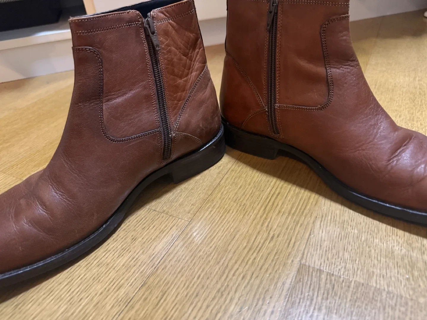 Johnston & Murphy Brown Leather Boots image indicator(6)