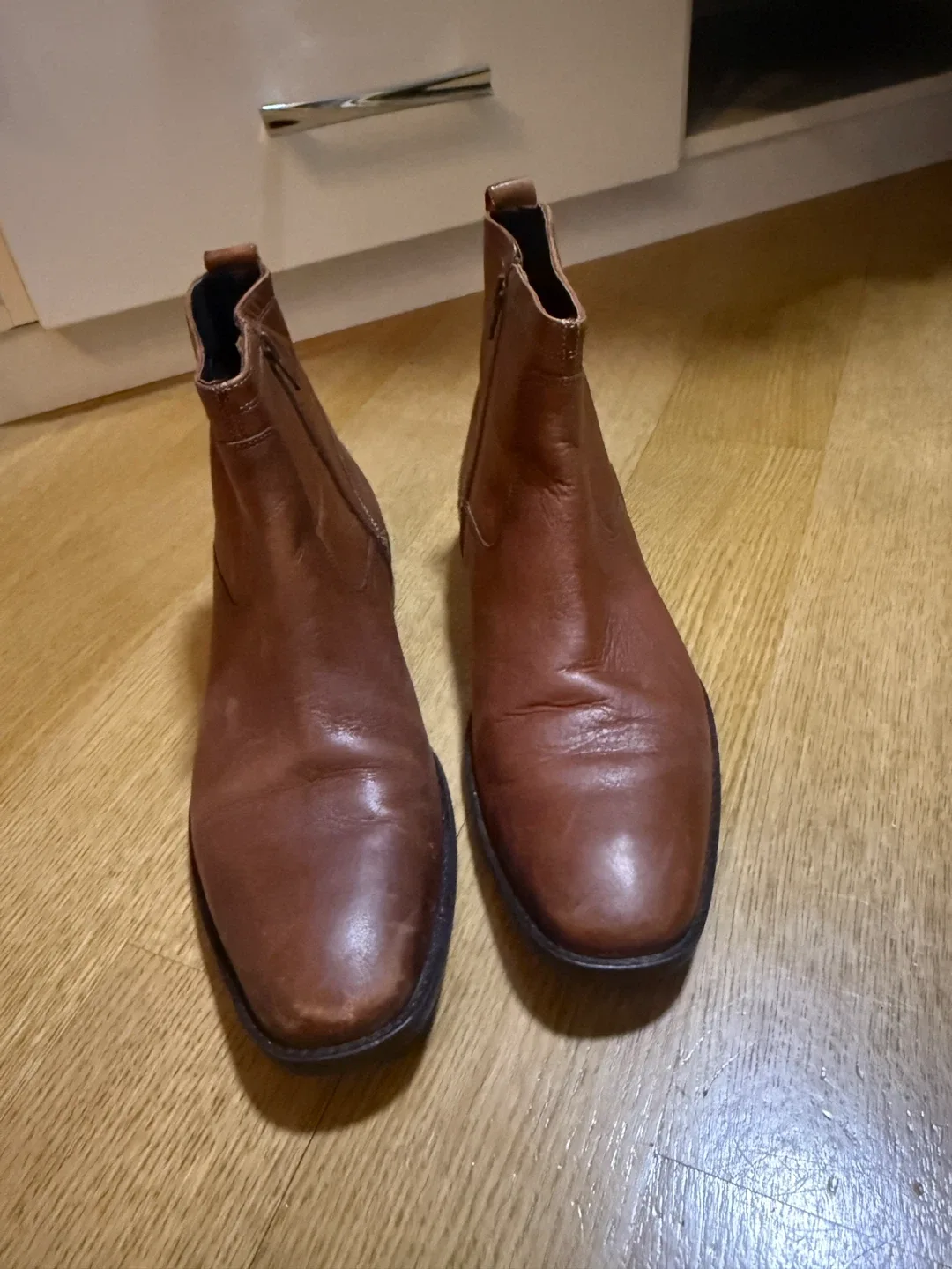 Johnston & Murphy Brown Leather Boots