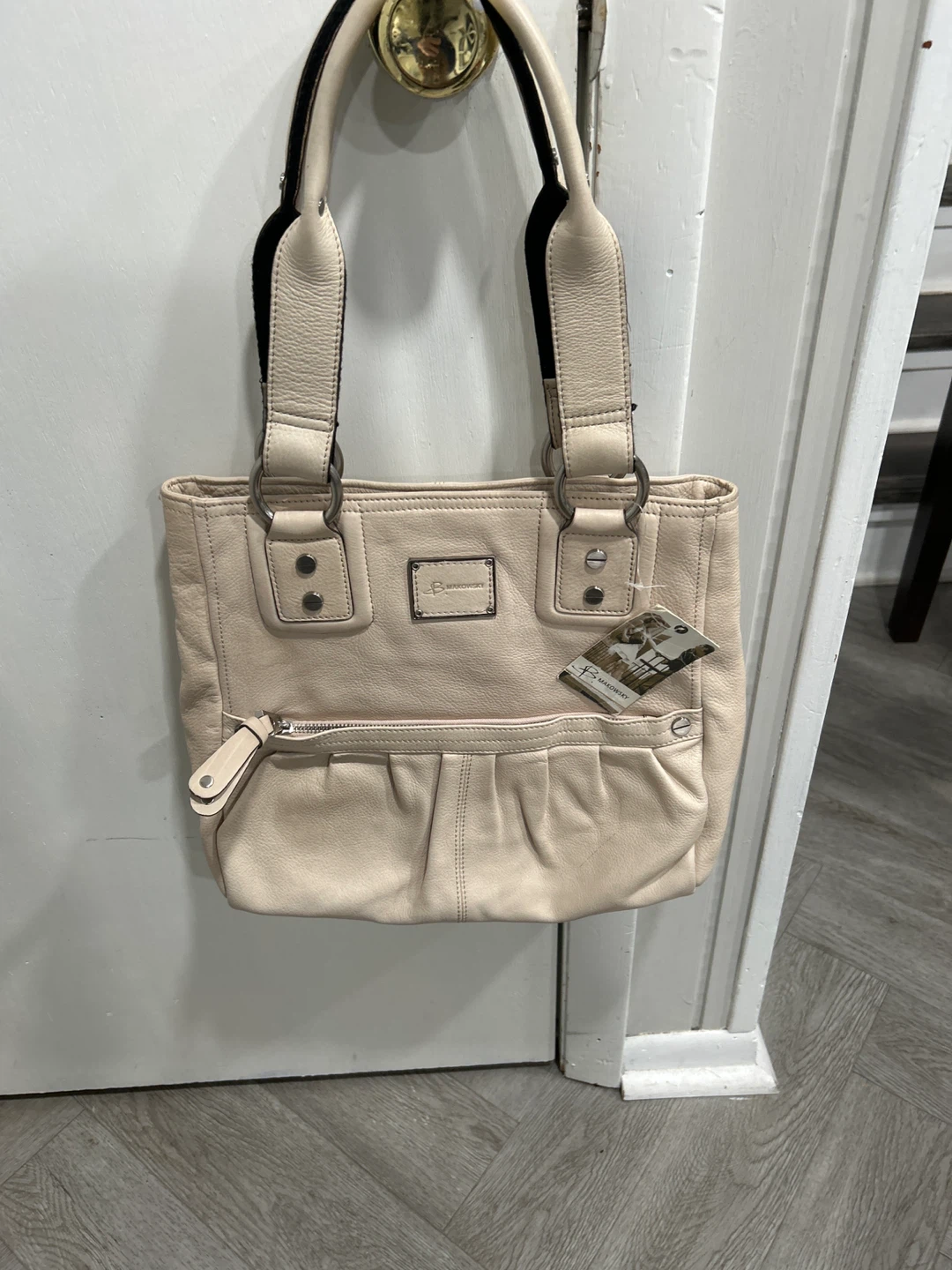 Brand New B Makowsky cream beige purse